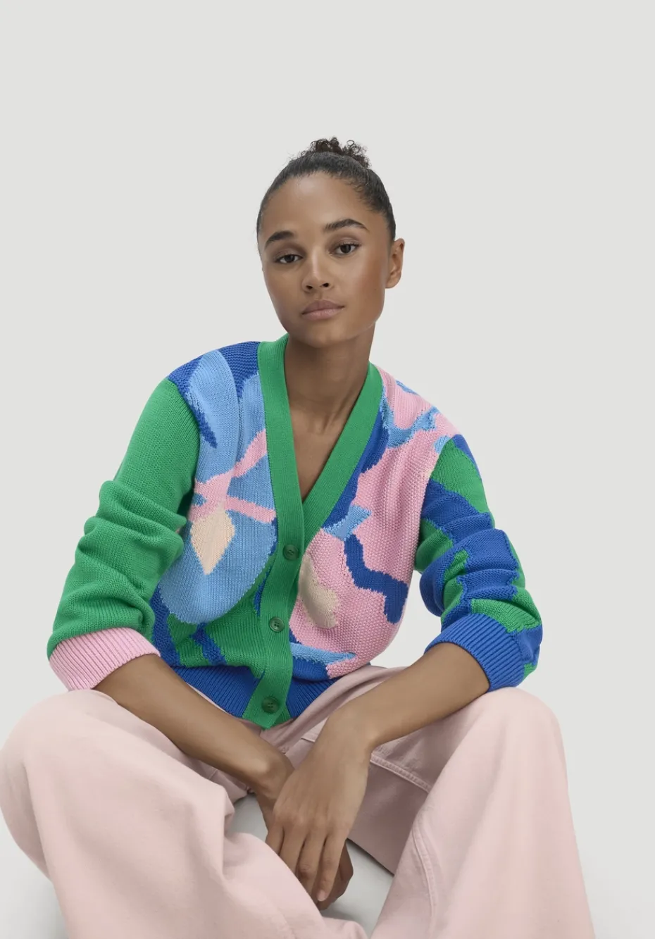 hessnatur Strick Jacke Relaxed LIV LEE aus reiner Bio-Baumwolle von seegrün Outlet