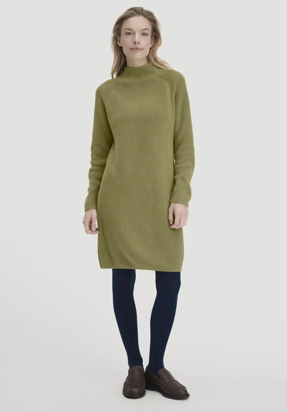 hessnatur Strick Kleid Regular aus reiner Bio-Baumwolle von moos Hot
