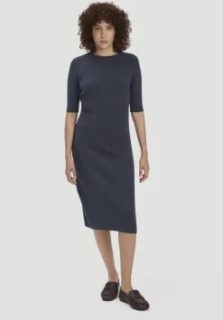 hessnatur Strick Kleid Regular aus Bio-Baumwolle und Wolle von marine Sale