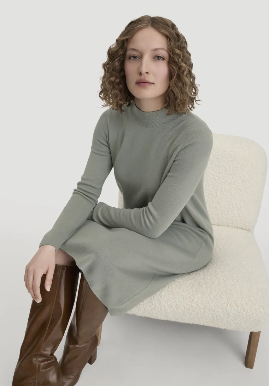 hessnatur Strick Kleid Relaxed aus TENCEL™ Lyocell mit Bio-Baumwolle von steppengras Sale