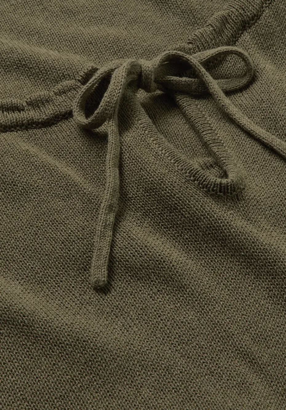 hessnatur Strick Kleid Relaxed aus Leinen mit Bio-Baumwolle und LENZING™ ECOVERO™ von goldoliv Hot