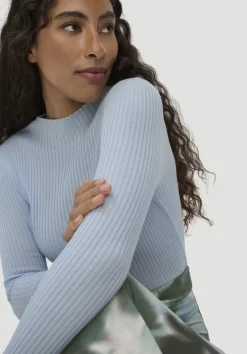hessnatur Strick Pullover Fitted aus TENCEL™ Lyocell mit Bio-Baumwolle von perlblau