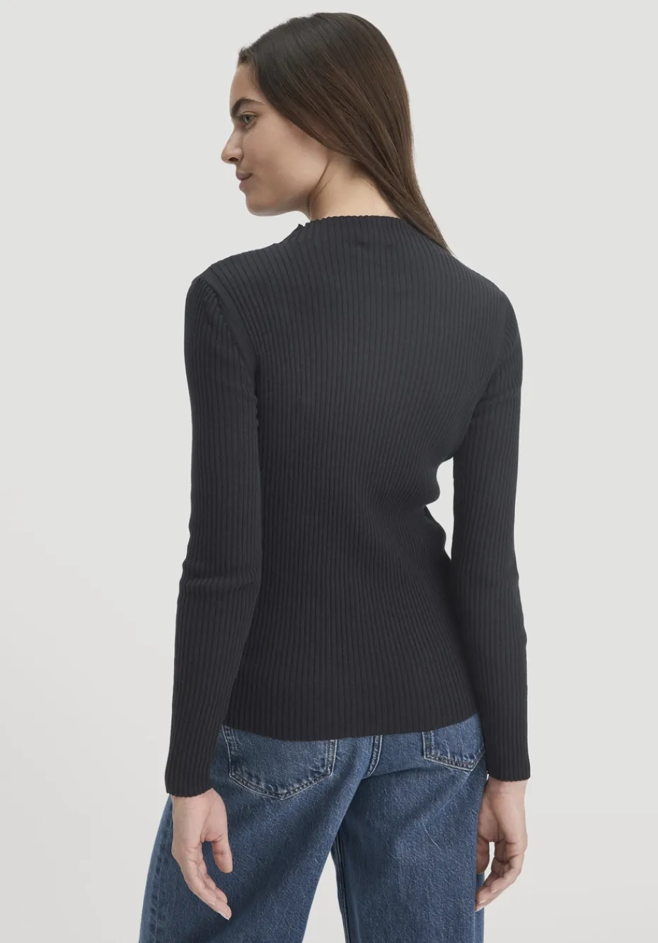 hessnatur Strick Pullover Fitted aus TENCEL™ Lyocell mit Bio-Baumwolle von schwarz Online