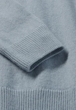 hessnatur Strick Pullover Regular aus Bio-Merinowolle mit Bio-Baumwolle von helles jeansblau Sale