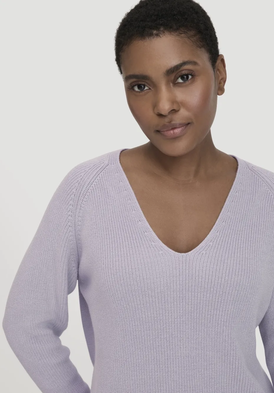 hessnatur Strick Pullover Regular aus reiner Bio-Baumwolle von pastell lavendel New