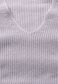 hessnatur Strick Pullover Regular aus reiner Bio-Baumwolle von pastell lavendel New