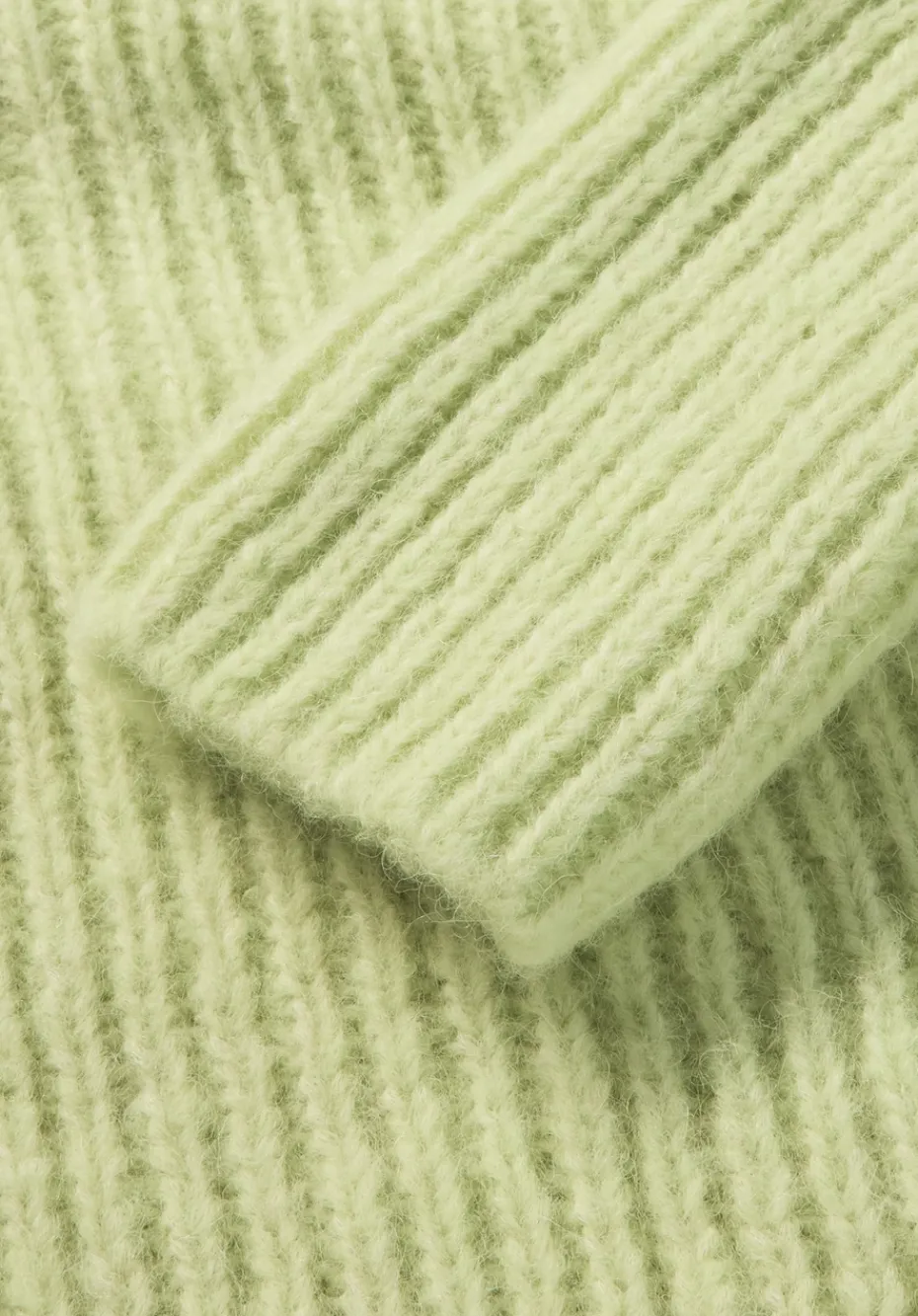 hessnatur Strick Pullover Relaxed aus Alpaka mit Bio-Baumwolle von maigrün Hot