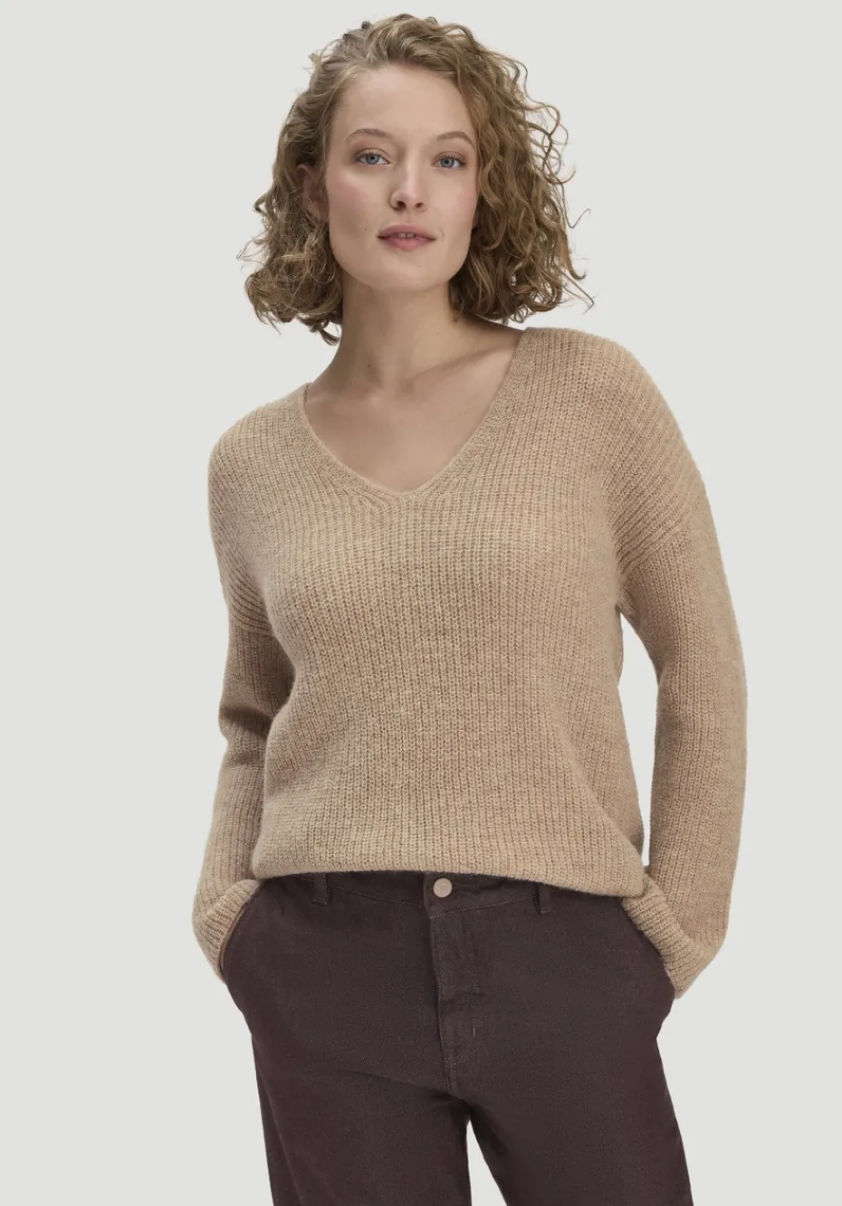 hessnatur Strick Pullover Relaxed aus reinem Alpaka von mandelbraun Hot