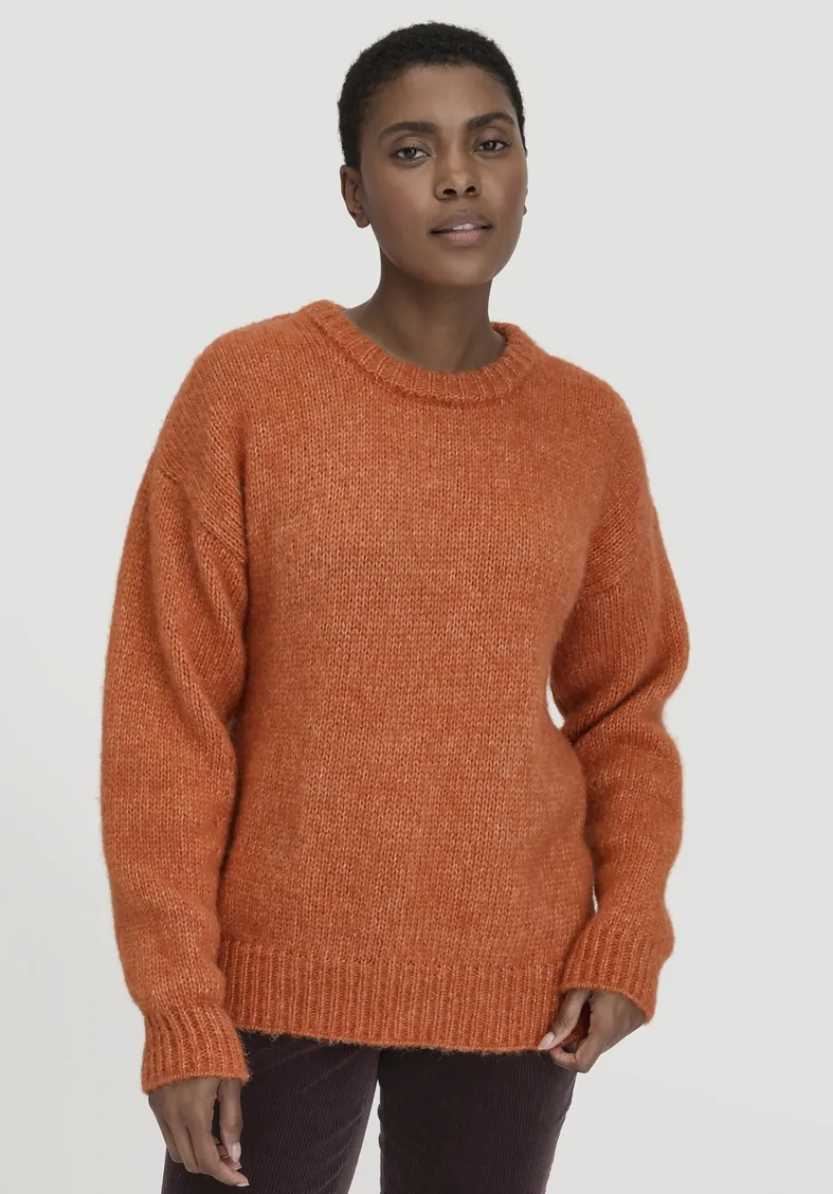 hessnatur Strick Pullover Relaxed aus Alpaka mit Bio-Baumwolle von rotorange New