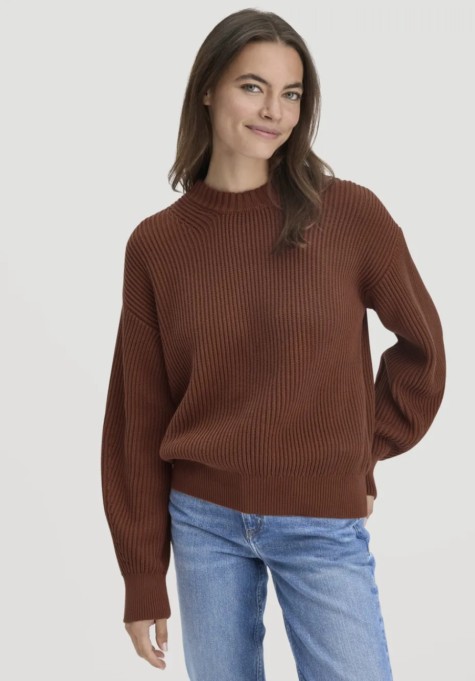 hessnatur Strick Pullover Relaxed aus reiner Bio-Baumwolle von dunkles rost New