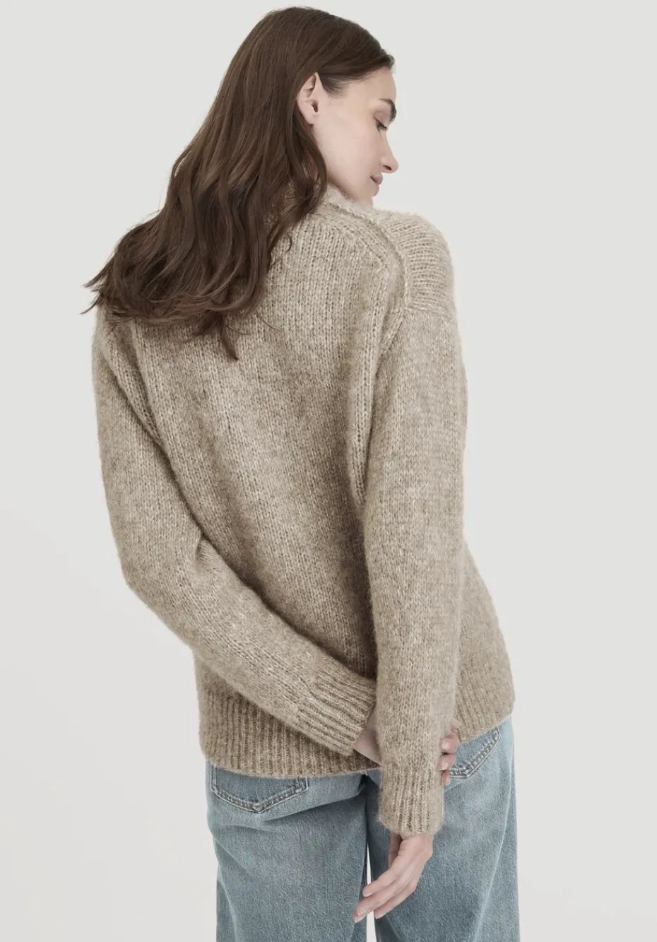 hessnatur Strick Pullover Relaxed aus Alpaka mit Bio-Baumwolle von naturbeige Sale
