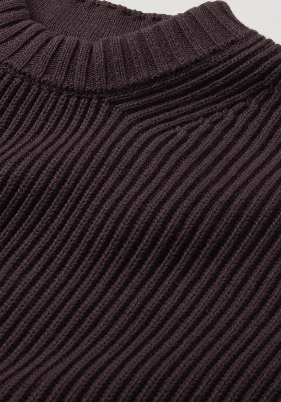 hessnatur Strick Pullover Relaxed aus reiner Bio-Baumwolle von schwarzbeere New