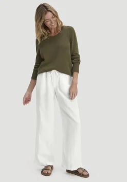 hessnatur Strick Pullover Relaxed aus Leinen mit Bio-Baumwolle und LENZING™ ECOVERO von goldoliv