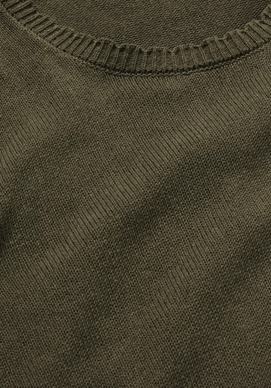 hessnatur Strick Pullover Relaxed aus Leinen mit Bio-Baumwolle und LENZING™ ECOVERO von goldoliv