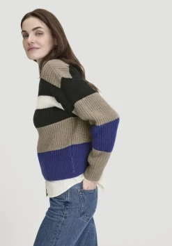 hessnatur Strick Pullover Relaxed BETTER RECYCLING aus reiner Bio-Merinowolle von irisblau