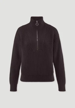 hessnatur Strick Troyer Relaxed aus reiner Bio-Baumwolle von schwarzbeere New