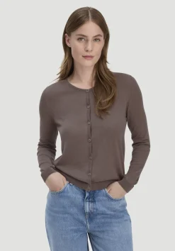 hessnatur Strickjacke Regular aus TENCEL™ Lyocell mit Bio-Baumwolle von mocca Discount