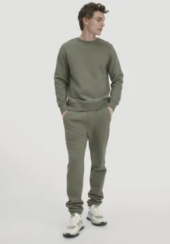 hessnatur Sweatshirt Regular aus reiner Bio-Baumwolle von oliv Outlet