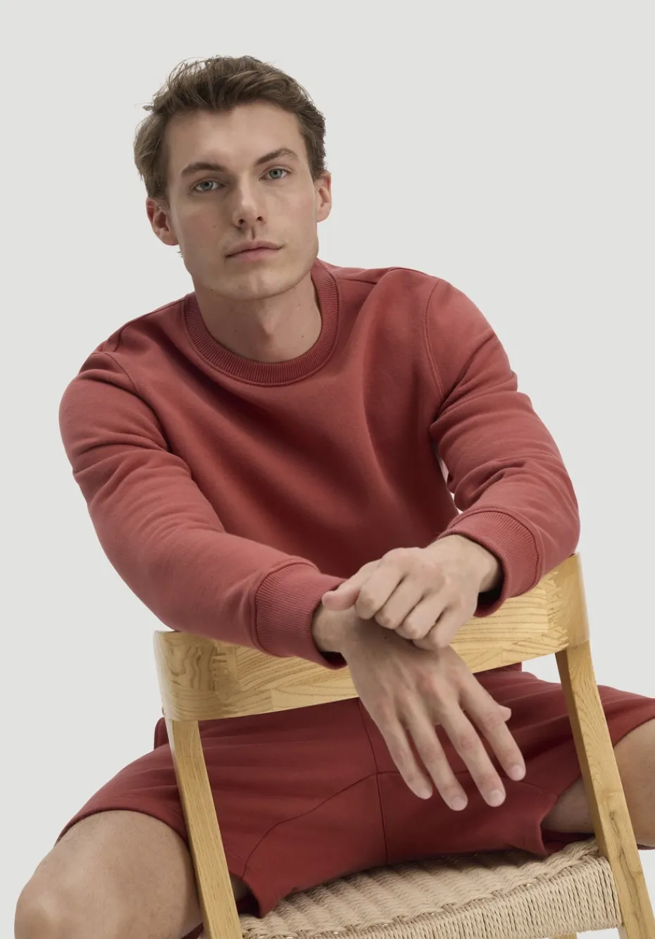 hessnatur Sweatshirt Regular BETTERRECYCLING aus reiner Bio-Baumwolle von terrakotta