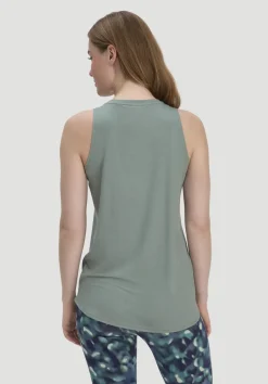 hessnatur Top Regular ACTIVE COMFORT aus TENCEL™ Lyocell von mattgrün Best