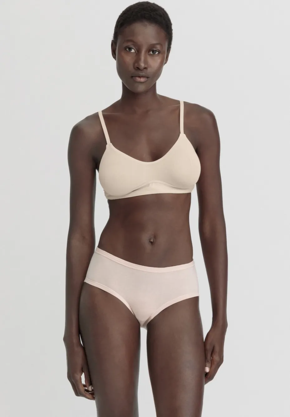 hessnatur Triangel BH bügellos PURE SENSE aus TENCEL™ Modal von puder Hot
