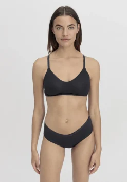 hessnatur Triangel BH bügellos PURE SENSE aus TENCEL™ Modal von schwarz Best