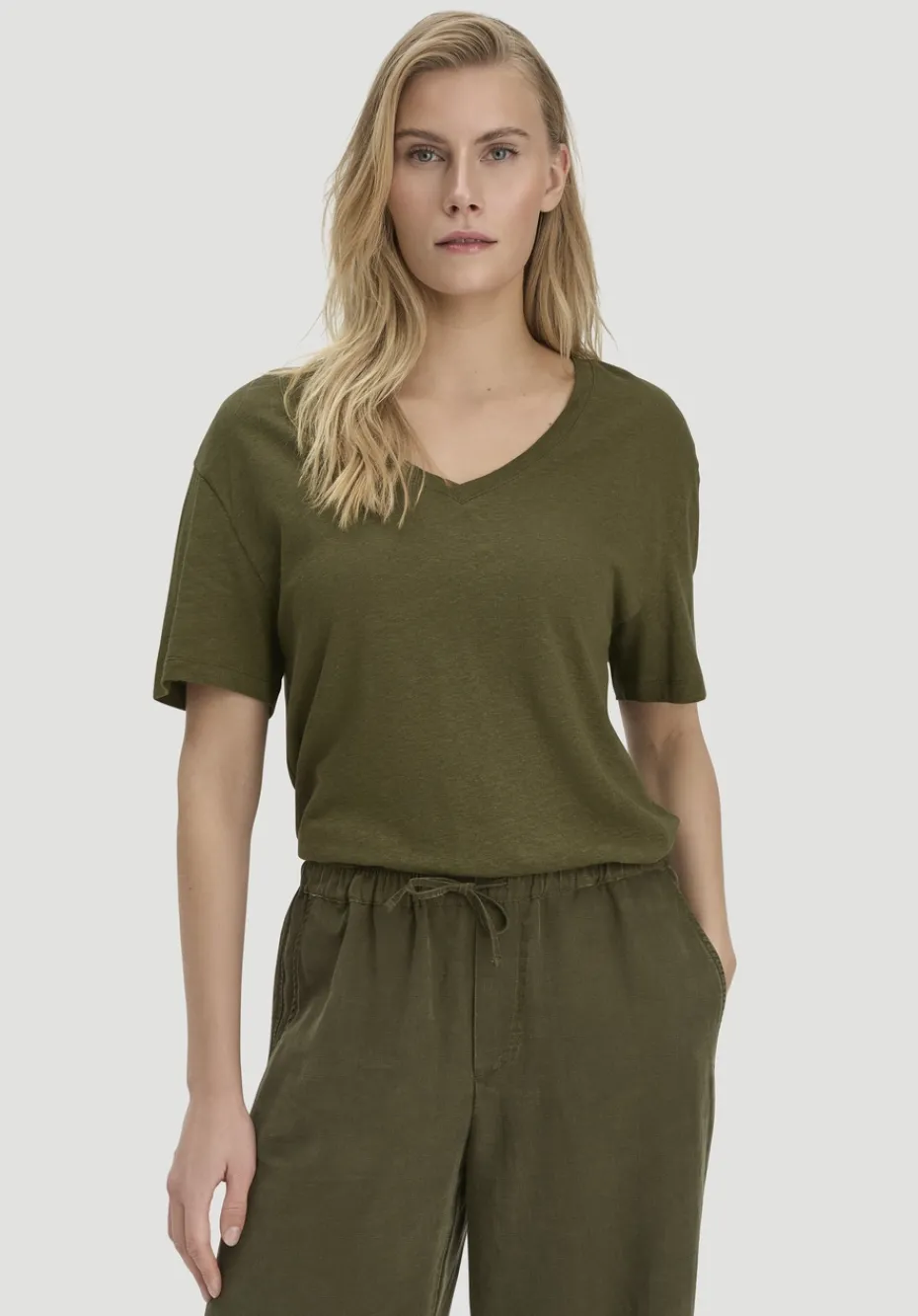 hessnatur T-Shirt Oversize aus Leinen und Bio-Baumwolle von goldoliv