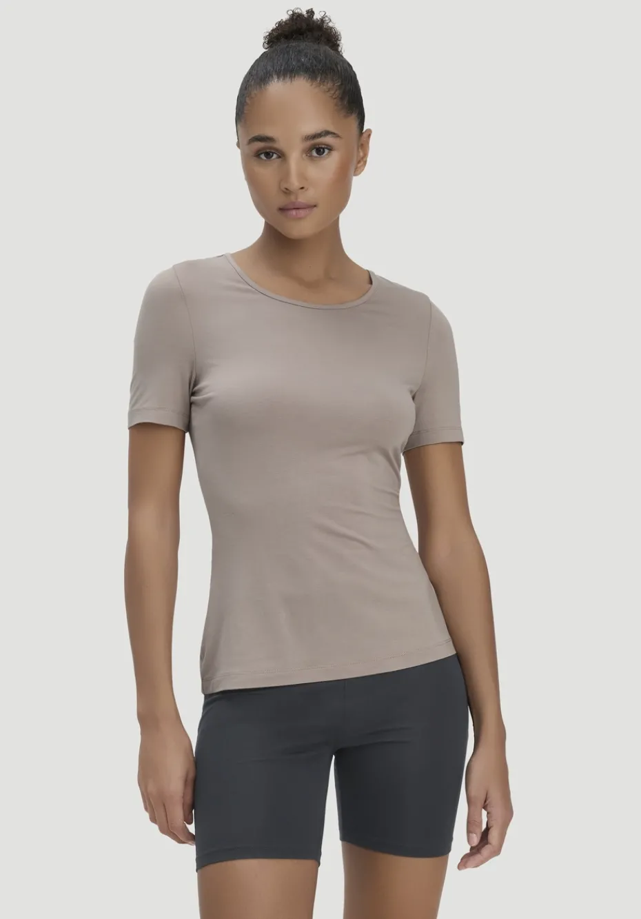 hessnatur T-Shirt PURE FLOW aus TENCEL™ Modal von mandelbraun Outlet