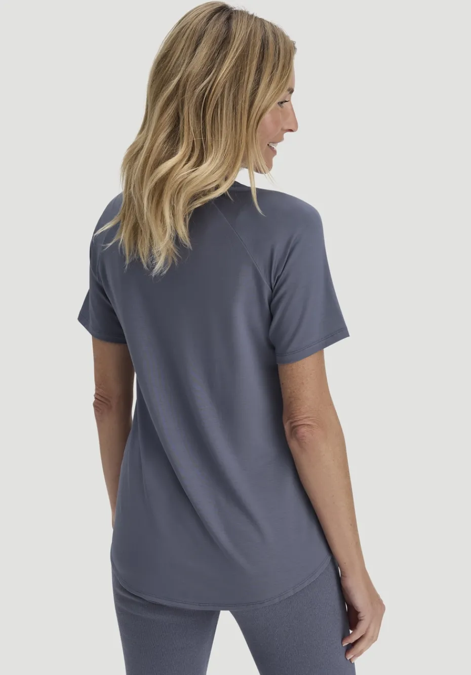 hessnatur T-Shirt Regular ACTIVE COMFORT aus TENCEL™ Lyocell von schieferblau New