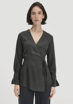 hessnatur Wickelbluse Regular aus TENCEL™ Lyocell von tannengrün Online