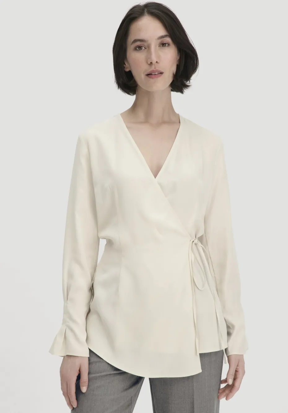 hessnatur Wickelbluse Regular aus TENCEL™ Lyocell von cocos Discount