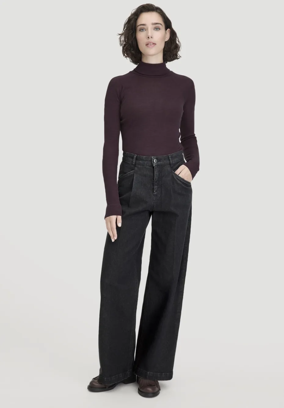 hessnatur Wolle-Mix Longlseeve Fitted aus Bio-Merinowolle und TENCEL™ Lyocell von schwarzbeere Discount