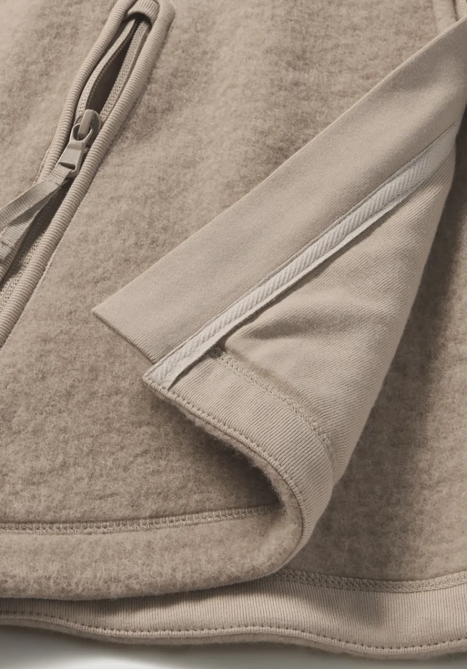 hessnatur Wollfleece Jacke Regular aus reiner Bio-Merinowolle von sand Online