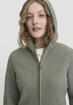 hessnatur Wollfleece Kapuzen-Jacke Regular aus Bio-Merinowolle und Bio-Baumwolle von seegras New