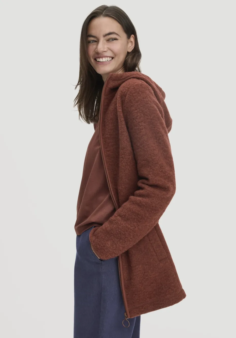 hessnatur Wollfleece Kapuzen-Jacke Regular aus Bio-Merinowolle und Bio-Baumwolle von dunkles rost Best