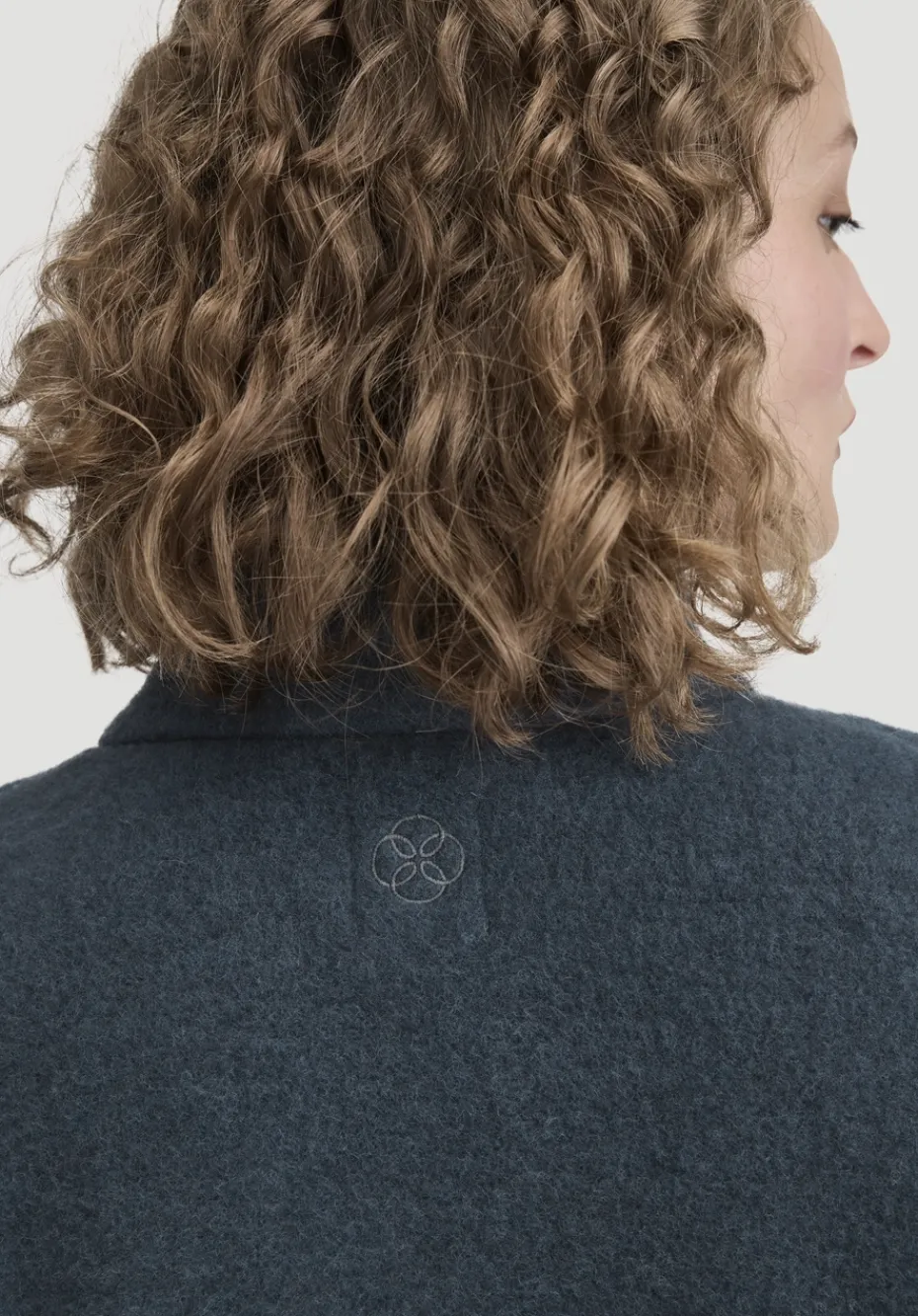 hessnatur Wollfleece Mantel Regular aus reiner Bio-Merinowolle von dunkles petrol Sale