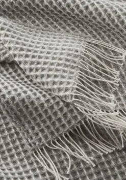 hessnatur Wollmix Waffle Plaid YARA aus Bio-Lambswool mit Bio-Baumwolle von naturgrau Clearance