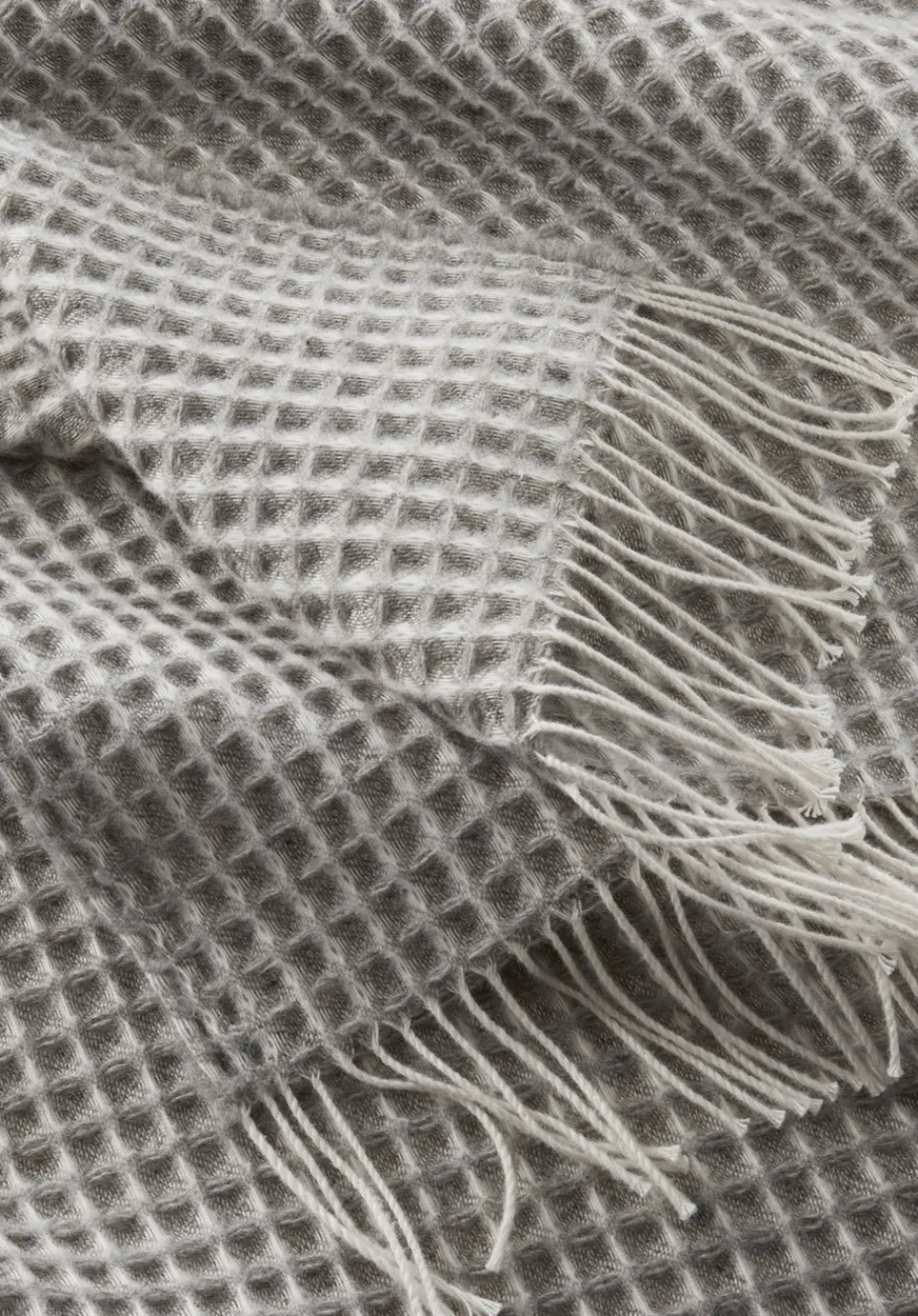 hessnatur Wollmix Waffle Plaid YARA aus Bio-Lambswool mit Bio-Baumwolle von naturgrau Clearance
