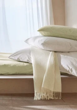 hessnatur Wollmix Waffle Plaid YARA aus Bio-Lambswool mit Bio-Baumwolle von natur Best